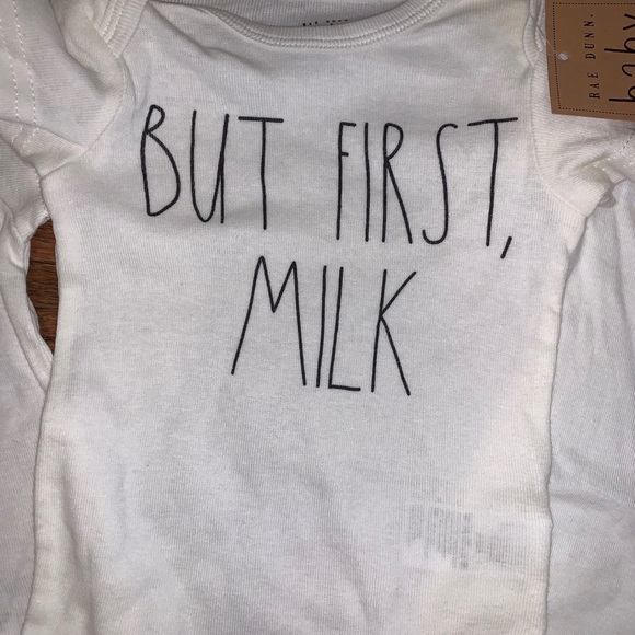 Rae Dunn baby onesie set. 6/9 months - Picture 7 of 7